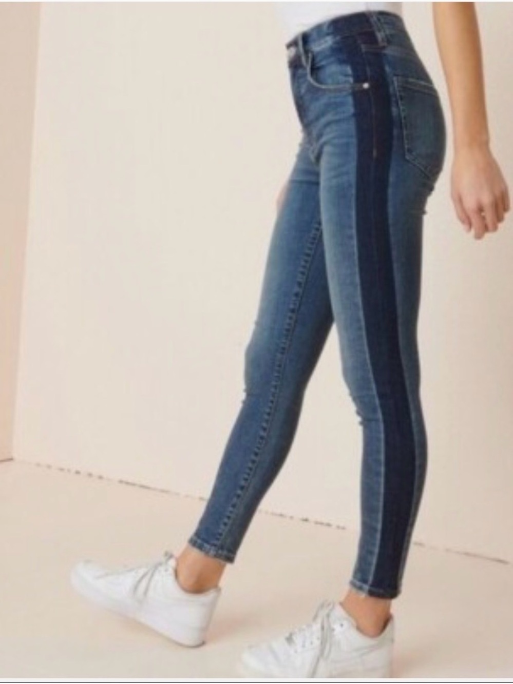 EUC Garage Ultra High Rise Two-Tone Skinny Jeans premium size 5